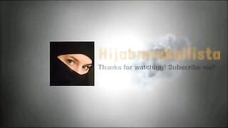 Beautiful Turkish slut masturbates doggystyle, licks her vaginal discharge. Türk kızı seks istiyor