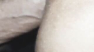 احمد أنا مرت جارك براحة علي يا روحي لا تجيبو بسرعة حبيبي انا طول اليوم رآه كون شرموطتك????????????