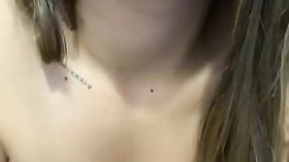 اسمع المصرية دي بتقول إيه انا مش مصدق