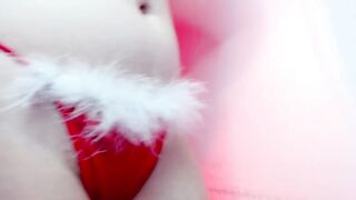 dances and masturbates on webshow