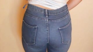 Sexy Mexican MILF SHOW ASS - Casting Hot milf Mexican